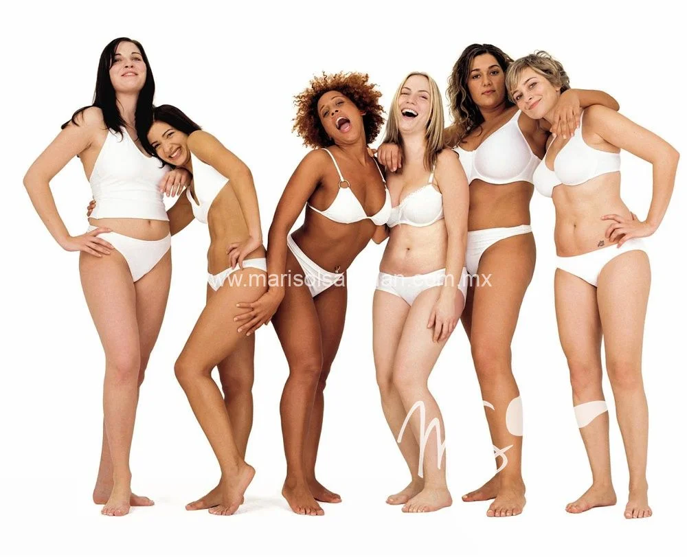 Mujeres reales y sus hashtags